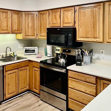 Lincoln Condo With Views, Pool, Hot Tub And Balcony! Kültér fotó