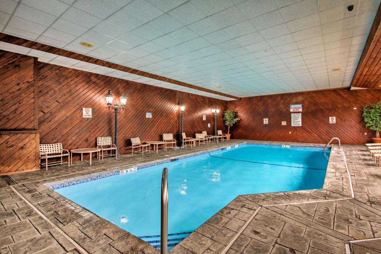 Lincoln Condo With Views, Pool, Hot Tub And Balcony! Kültér fotó